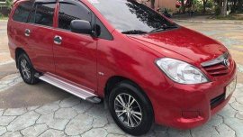 Red Toyota Innova 2010 Manual Diesel for sale