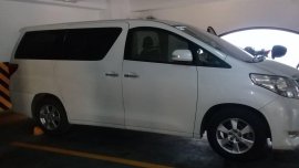 Selling 2nd Hand Toyota Alphard 2011 at 50000 km 
