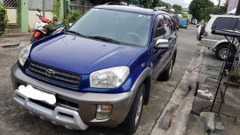 Selling Blue Toyota Rav4 2002 Automatic Gasoline