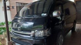 Used 2010 Toyota Hiace for sale in Taytay 