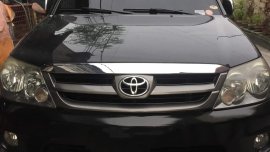 Selling Black Toyota Fortuner 2007 Automatic Gasoline 