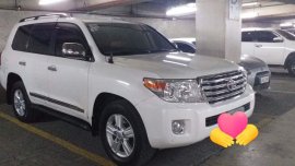 Selling White Toyota Land Cruiser 2012 Automatic in Davao City 