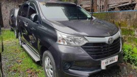 Selling Grey Toyota Avanza 2016 Automatic Gasoline
