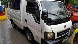 White Kia Kc2700 2004 Manual for sale 