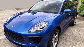 Blue Porsche Macan 2018 at 700 km for sale