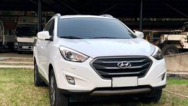 White Hyundai Tucson 2015 for sale in Manila 