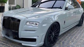 Selling Rolls-Royce Ghost 2016 at 19000 km 