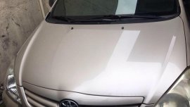 2011 Toyota Innova for sale in Quezon City