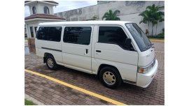 White Nissan Urvan 2010 Manual Diesel for sale