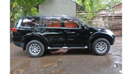 Selling Black Mitsubishi Montero 2013 Manual Diesel 