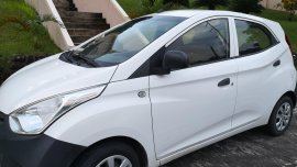 Sell White 2012 Hyundai Eon Hatchback in Laguna 