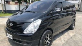 Selling Black Hyundai Grand Starex 2015 Manual Diesel 