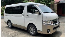 White Toyota Hiace 2016 at 10966 km for sale 