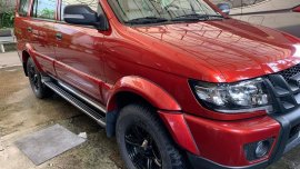 Selling Isuzu Crosswind 2017 in Cavite