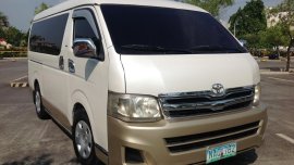 Selling White Toyota Hiace 2009 Manual Diesel in Lucena 