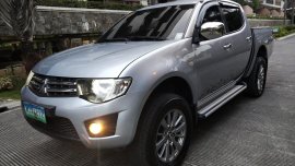 2013 Mitsubishi Strada for sale in Taguig 