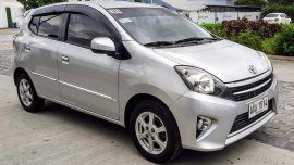 Selling Silver Toyota Wigo 2015 Automatic at 30000 km 