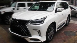 White Lexus Lx 570 2018 Automatic Gasoline for sale 