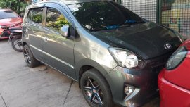 Selling 2nd Hand Toyota Wigo 2015 Hatchback in Quezon City 