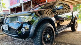 2009 Mitsubishi Strada Manual Diesel at 80000 km for sale 