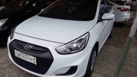 Sell White 2018 Hyundai Accent at 19319 km 