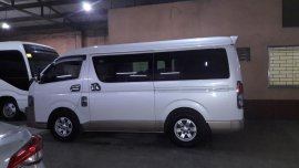 Used 2013 Toyota Hiace Automatic Diesel for sale in Makati 