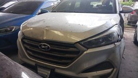 Silver Hyundai Tucson 2016 Manual Diesel for sale