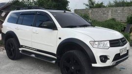 Selling White Mitsubishi Montero Sport 2014 at 31000 km 