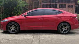 Selling Red Hyundai Elantra 2016 at 27000 km 