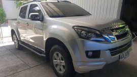 Selling Silver / Grey Isuzu D-Max 2014 Automatic Diesel at 45000 in Manila