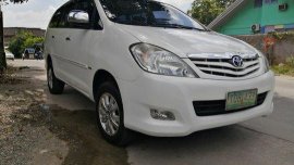 Used White Toyota Innova 2012 at 58000 for sale in Manila