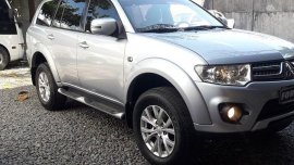 Selling Blue Mitsubishi Montero 2014 SUV/MPV at  Automatic Diesel in Manila