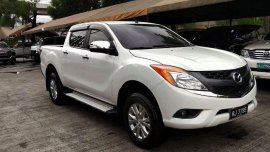 Selling White Mazda Bt-50 2016 in Cainta