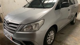 Selling Silver Toyota Innova 2015 Suv