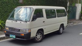 White 2009 Nissan Urvan Manual Diesel for sale 