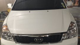 White 2013 Kia Carnival at 51000 km for sale in Cainta 