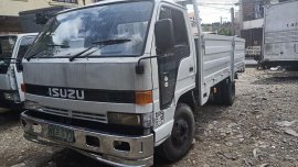 Isuzu Elf 2000 for sale in Quezon City