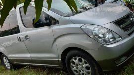 Selling Hyundai Grand Starex 2009 Van in Malabon