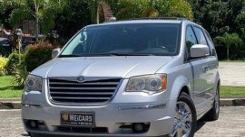 Selling Chrysler Town And Country 2008 Automatic Gasoline  