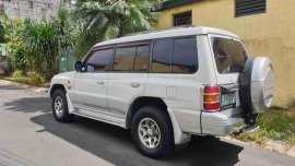 White Mitsubishi Pajero 2001 for sale in Quezon City