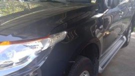 Selling Black Mitsubishi Strada 2018 Manual Diesel at 2043 km