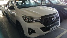 White Toyota Hilux 2018 Automatic for sale 