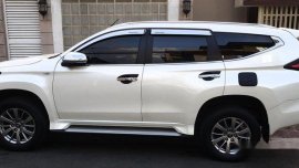 White Mitsubishi Montero sport 2017 at 35000 km for sale