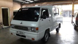 Sell White 2016 Mitsubishi L300 Manual Diesel at 56000 km 