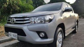 Selling Silver Toyota Hilux 2017 at 15000 km 