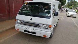 White Mitsubishi L300 2018 for sale in Quezon City