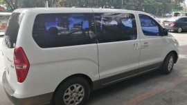 Selling White Hyundai Grand starex 2008 Manual Diesel at 70000 km