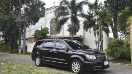 2013 Chrysler Town And Country for sale in Quezon City