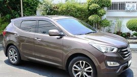 Selling Brown Hyundai Santa Fe 2013 Automatic Diesel at 69000 km 