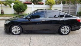 Sell Black 2013 Honda Accord in Muntinlupa
